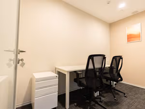 3 Person Private Office