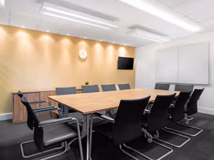 10 Person Private Office