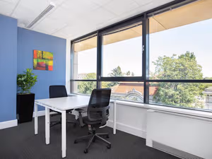 3 Person Private Office