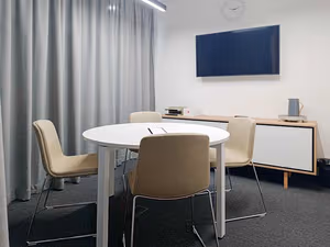 4 Person Private Office