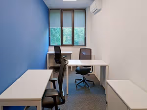 1 Person Coworking Desk