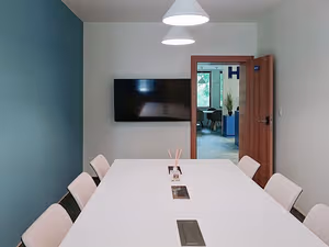 40 Person Private Office