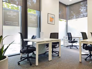 5 Person Private Office