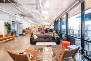 1 Person Coworking Desk
