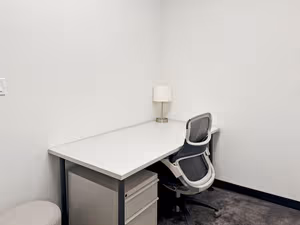 10 Person Private Office