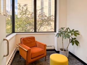 1 Person Private Office