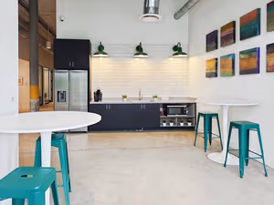 10 Person Private Office