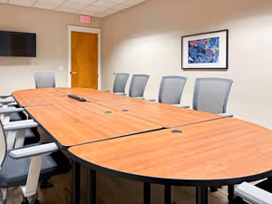 30 Person Private Office