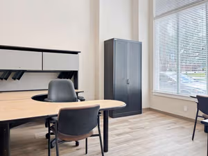 4 Person Private Office