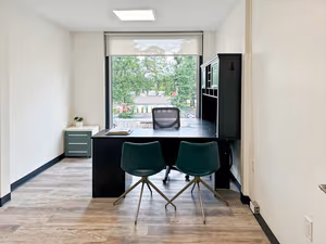 15 Person Private Office