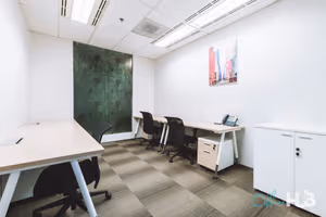 5 Person Private Office