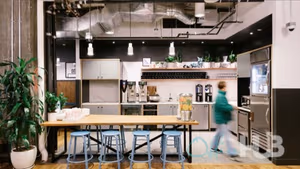 6 Person Coworking Desk