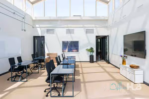 5 Person Private Office