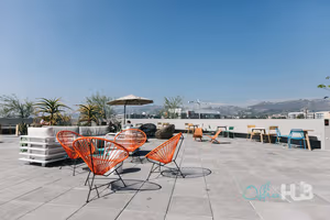 5 Person Private Office