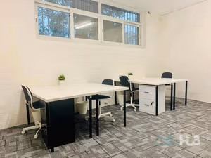 4 Person Private Office