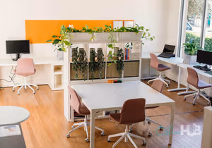 1 Person Coworking Desk