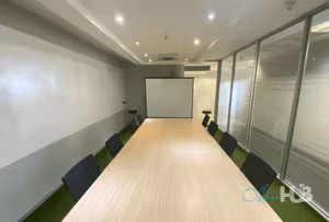 10 Person Private Office