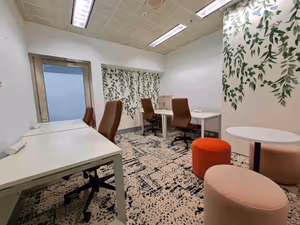 4 Person Private Office