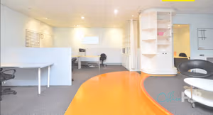 4 Person Shared Office