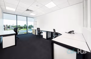 5 Person Private Office