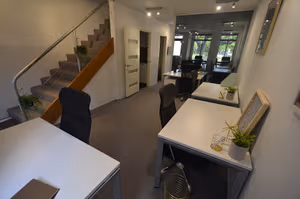 8 Person Private Office