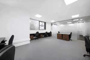 5 Person Private Office
