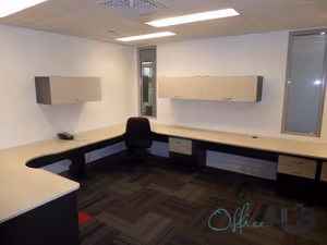 5 Person Private Office