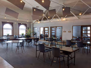 1 Person Coworking Desk