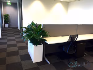 1 Person Private Office