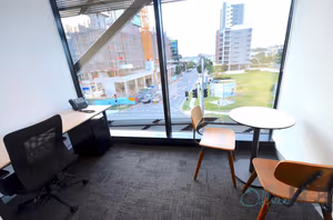4 Person Private Office