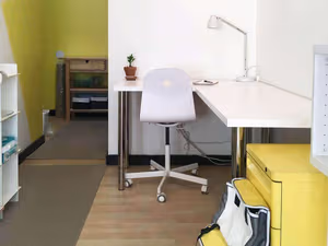 1 Person Coworking Desk