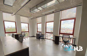 4 Person Coworking Desk
