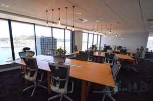 1 Person Coworking Desk