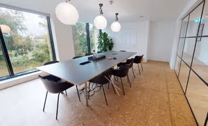 9 Person Private Office