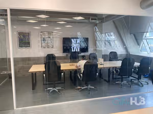 1 Person Coworking Desk