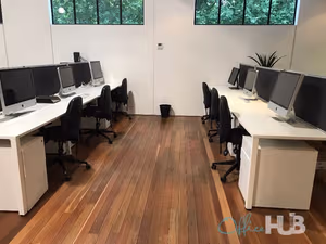 1 Person Shared Office