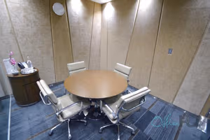 8 Person Coworking Desk