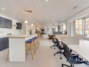 5 Person Private Office