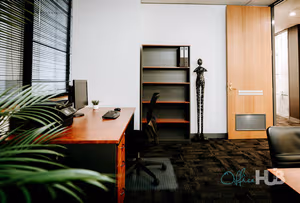 1 Person Private Office