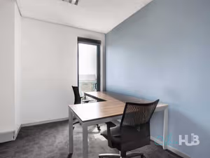 4 Person Private Office