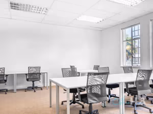 15 Person Private Office