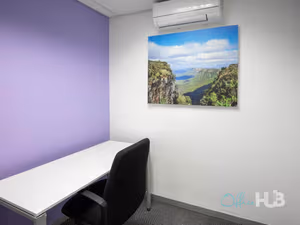 7 Person Private Office