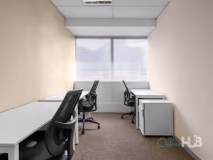 40 Person Private Office