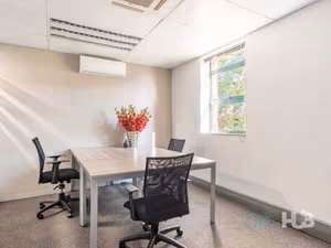 7 Person Private Office