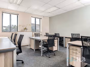 25 Person Private Office