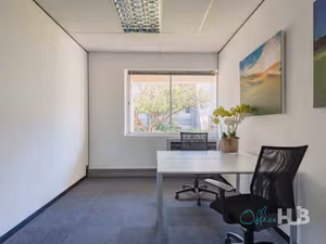 1 Person Private Office