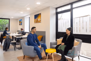 5 Person Private Office