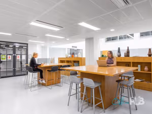 40 Person Private Office