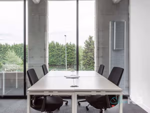 1 Person Virtual Office