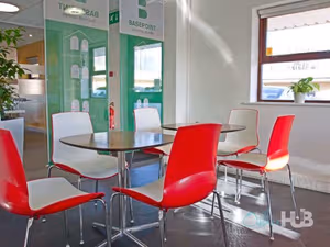 1 Person Private Office